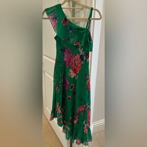 ROZ & ALI ladies silk dress. Size 2
